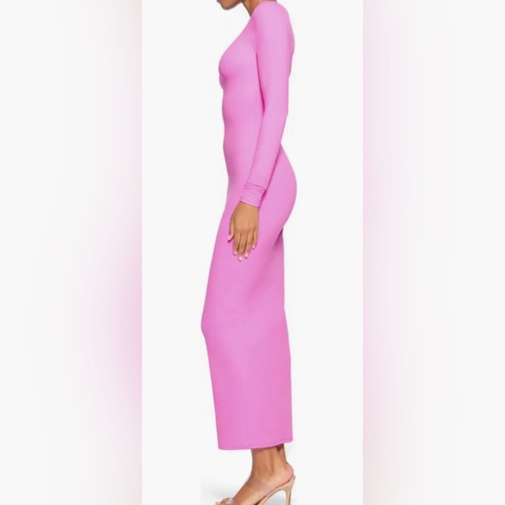 SKIMS Fits Everybody Long Sleeve Crew Neck Maxi Dress, Neon Orchid Pink, Size L - Picture 5 of 14